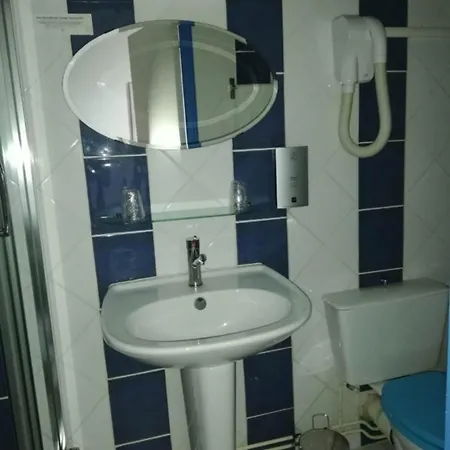 فندق Le Bon Duc 2*