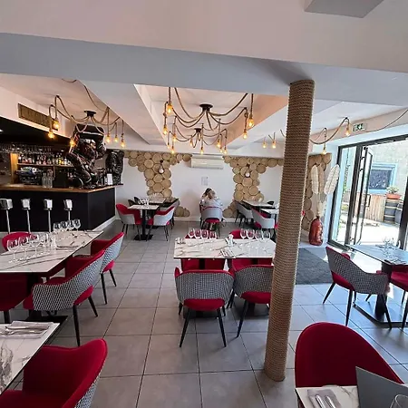- Restaurant Le Bon Duc 2* Les Billaux