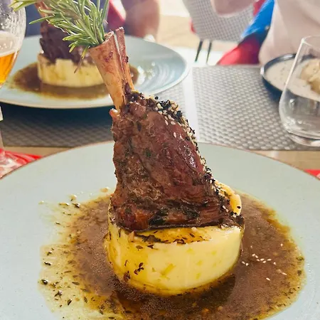- Restaurant Le Bon Duc Les Billaux