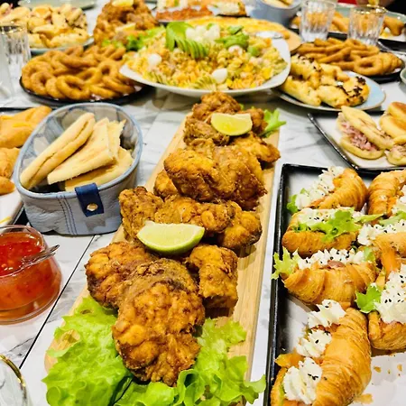 - Restaurant Le Bon Duc Hotel Les Billaux